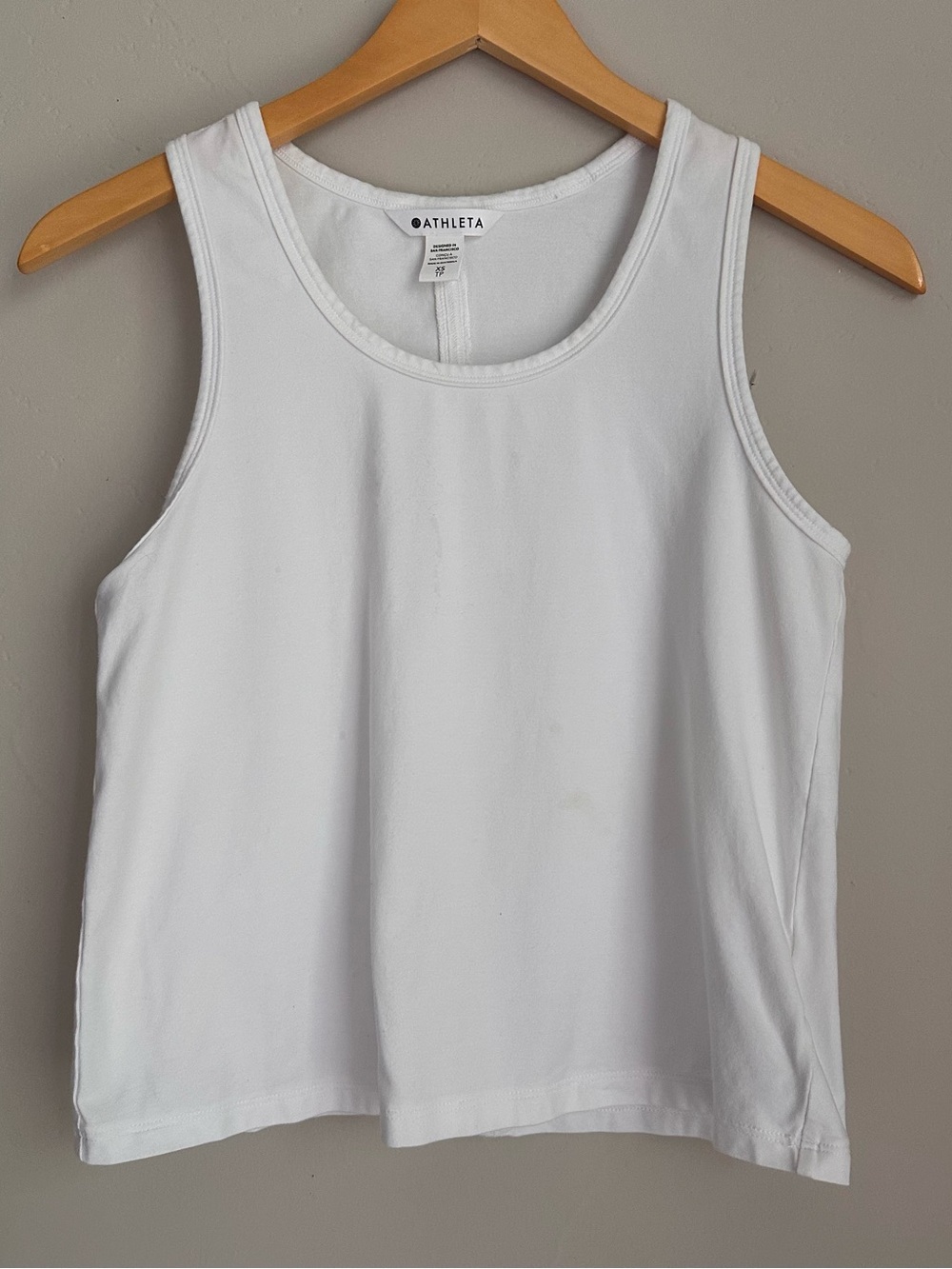 Athleta White Scoop Neck Tank Top